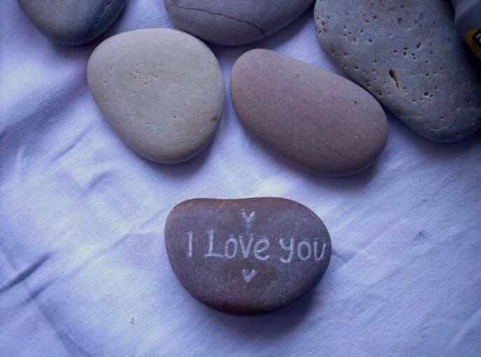 stone like an amulet of love